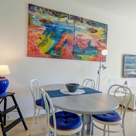 Mediterraneo Seaview Apartment By Hello Homes Sitges Kültér fotó