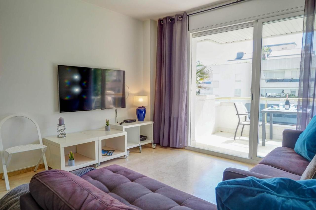 Mediterraneo Seaview Apartment By Hello Homes Sitges Kültér fotó