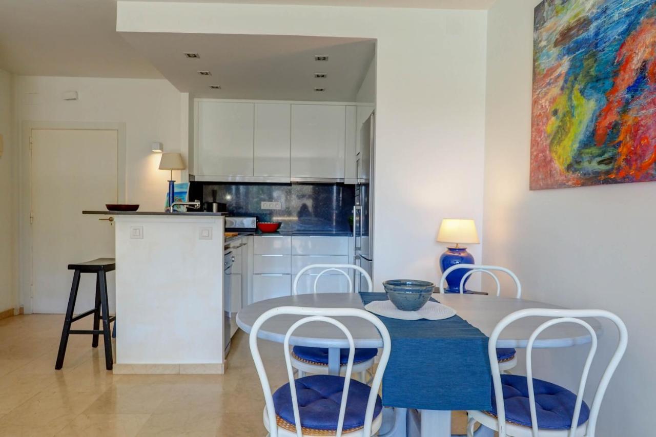 Mediterraneo Seaview Apartment By Hello Homes Sitges Kültér fotó