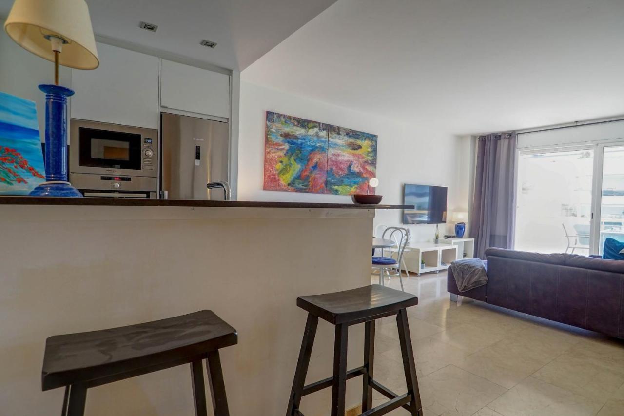 Mediterraneo Seaview Apartment By Hello Homes Sitges Kültér fotó